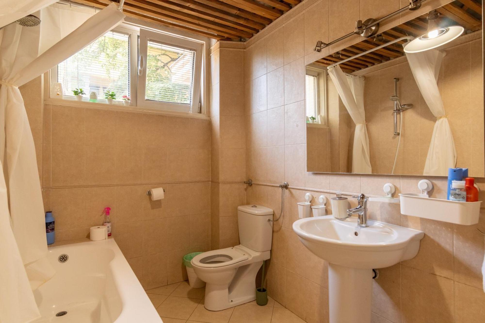 Cabbage Hostel ベオグラード エクステリア 写真