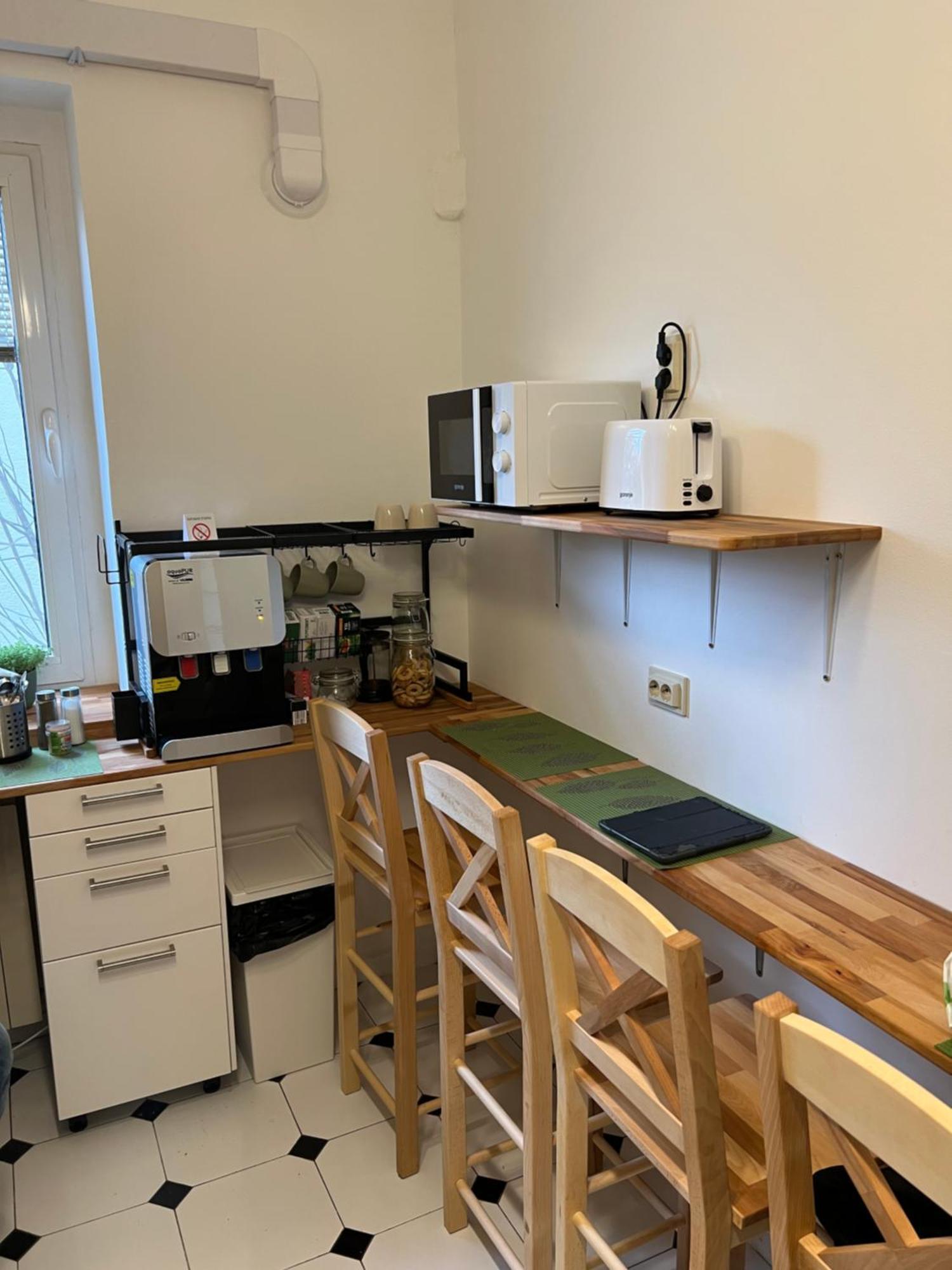 Cabbage Hostel ベオグラード エクステリア 写真